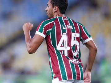 Lima, autor do segundo gol no classico contra o Botafogo.