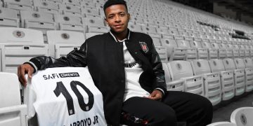 Arroyo assinou contrato até 2029 com Cruzeiro | Foto: Divulgação - Besiktas