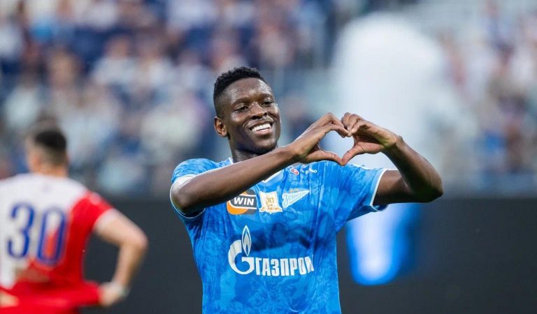 Luiz Henrique brilha com gol e assistência em vitória do Zenit