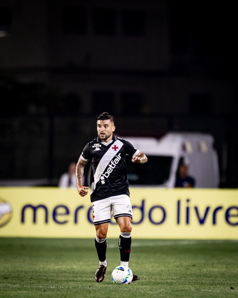 Victor Luís em campo pelo Vasco (Foto: Lucas Almeida/C2 Sports)