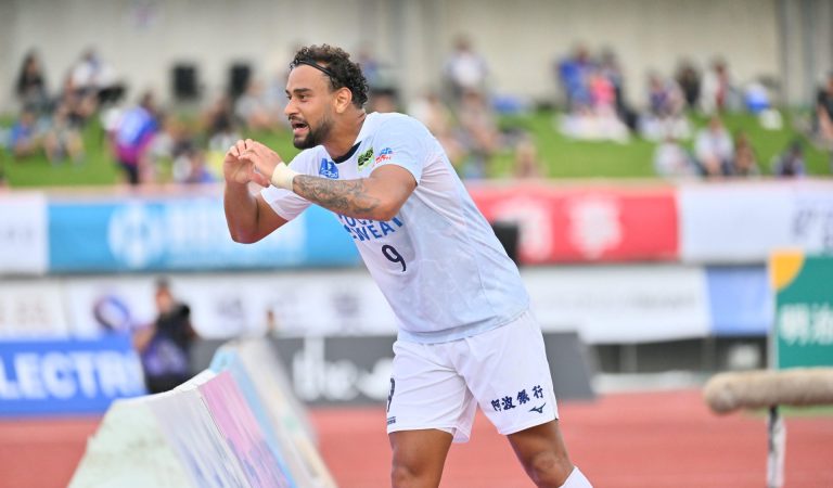Thonny Anderson faz dois gols e ganha destaque na liga japonesa