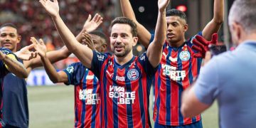 Everton ribeiro