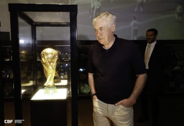 CBF quer renovar com Ancelotti até 2030 | Foto: @rafaelribeirorio