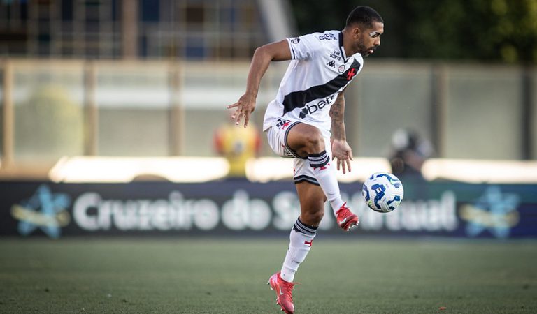 Paulo Henrique se torna o 12° jogador do Vasco convocado no século Paulo Henrique se torna o 12° jogador do Vasco convocado no século