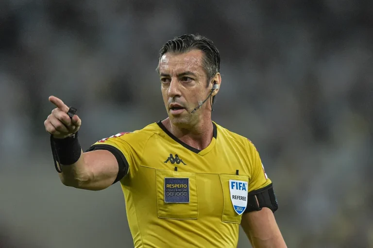 Raphael Claus, árbitro que apitou Sport x Fluminense.