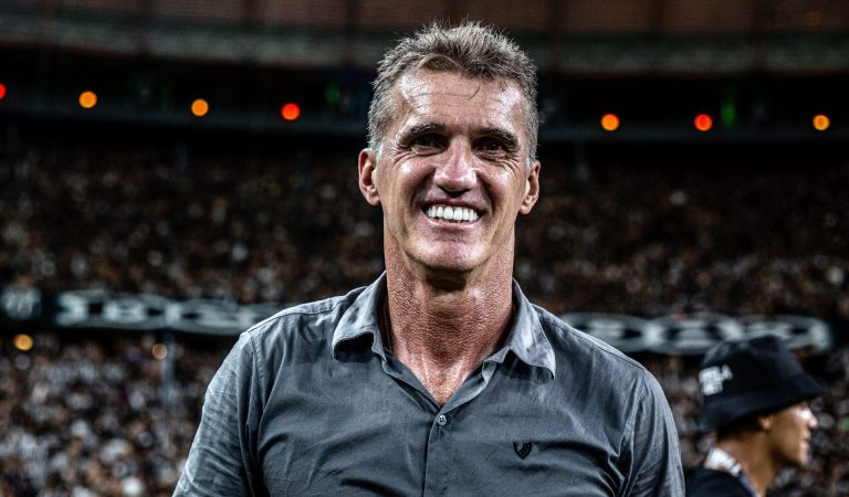 Red Bull Bragantino fecha acordo com Vagner Mancini