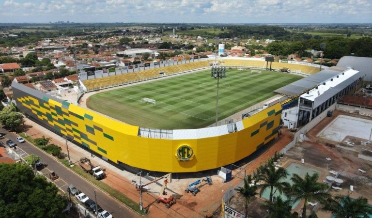 Fluminense visita o Mirassol buscando G-6 do Brasileirão