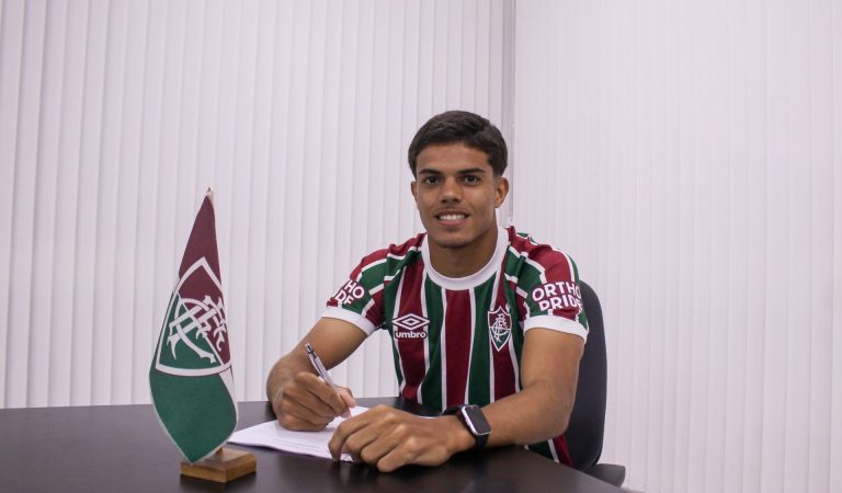 Botafogo faz sondagem por jovem lateral do Fluminense