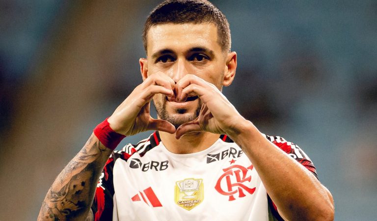 Flamengo se aproxima de acordo para renovar com Arrascaeta