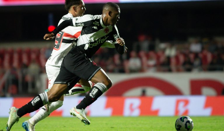 Vasco recebe o São Paulo em confronto direto por vaga no G-6 Vasco recebe o São Paulo em confronto direto por vaga no G-6