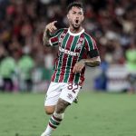 Lucho Acosta comemorando seu gol contra o Flamengo.