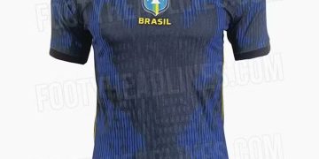 Segundo uniforme da Seleção Brasileira para a Copa do Mundo (Foto: FootyHeadlines)