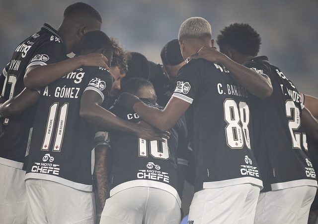 Com vantagem no placar, Vasco busca confirmar vaga na final da Copa do Brasil