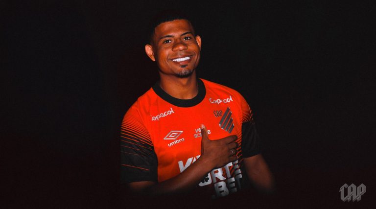 Athletico anunciou a chegada de Gilberto por empréstimo | Foto: Duda Matoso - athletico.com