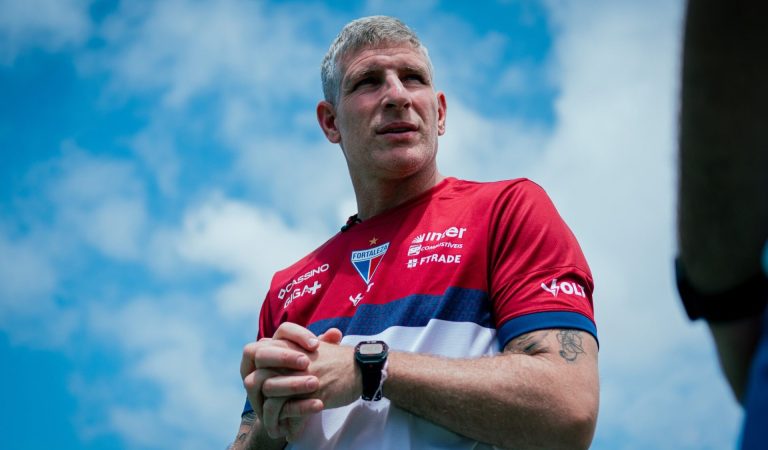 Remo inicia negociações com Martín Palermo, ex-Fortaleza