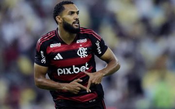 Flamengo encaminhou a venda de Juninho ao Pumas | Foto: Alexandre Loureiro - AGIF