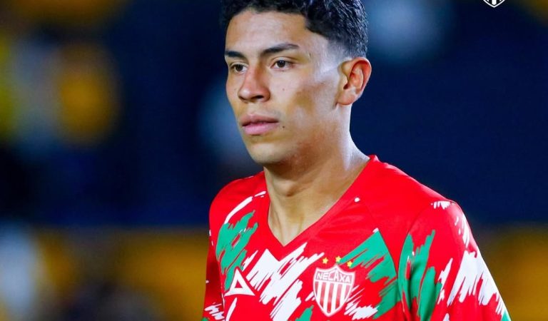 Vasco encaminha contratação de meia colombiano