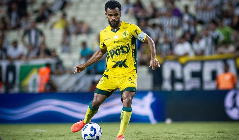 São Paulo encaminha acordo com Danielzinho, do Mirassol