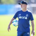 Mano Menezes não será treinador do Grêmio em 2026 | Foto: Lucas Uebel - Grêmio