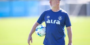 Mano Menezes não será treinador do Grêmio em 2026 | Foto: Lucas Uebel - Grêmio