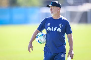Mano Menezes não será treinador do Grêmio em 2026 | Foto: Lucas Uebel - Grêmio