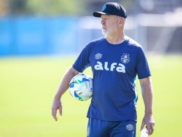 Mano Menezes não será treinador do Grêmio em 2026 | Foto: Lucas Uebel - Grêmio