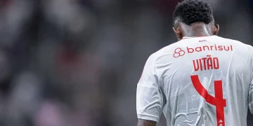 Cruzeiro tem negociação encaminhada para chegada de Vitão | Foto: Jhony Pinho - AGIF