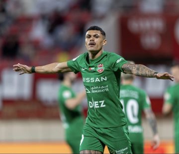 Mateusão em ação pelo Shabab Al Ahli (Foto: Divulgação)