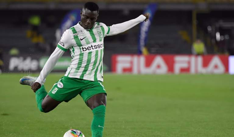 Vasco acerta contratação de Marino Hinestroza