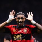 Derick Lacerda durante comemoração de gol pelo Sport | Foto: Paulo Paiva