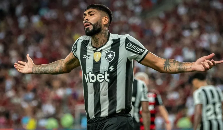Barboza segue com renovação emperrada com o Botafogo