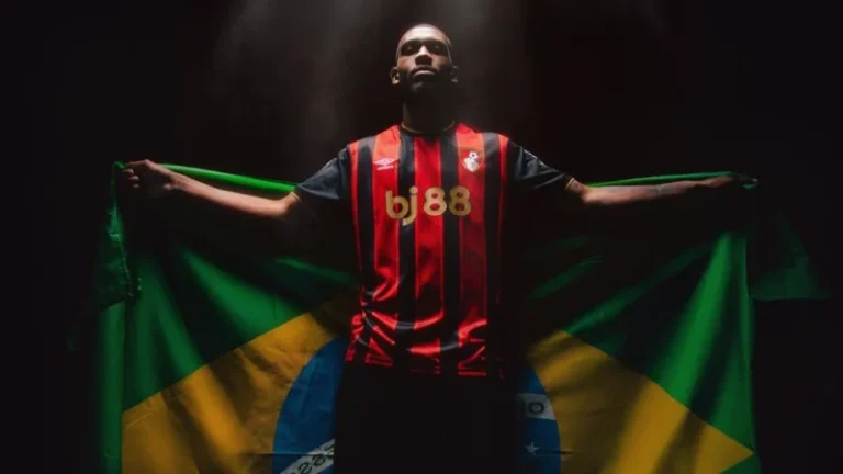 Rayan oficializado como novo reforço do Bournemouth - Foto: Divulgação/Bournemouth