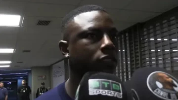 Hinestroza no Aeroporto - Foto: Reprodução/BTB Sports