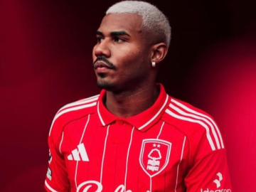 Cuiabano em sua apresentação pelo Nottingham Forest