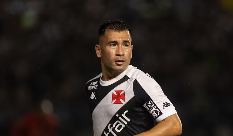 Vasco nega acusações de extorsão feitas por Jean David