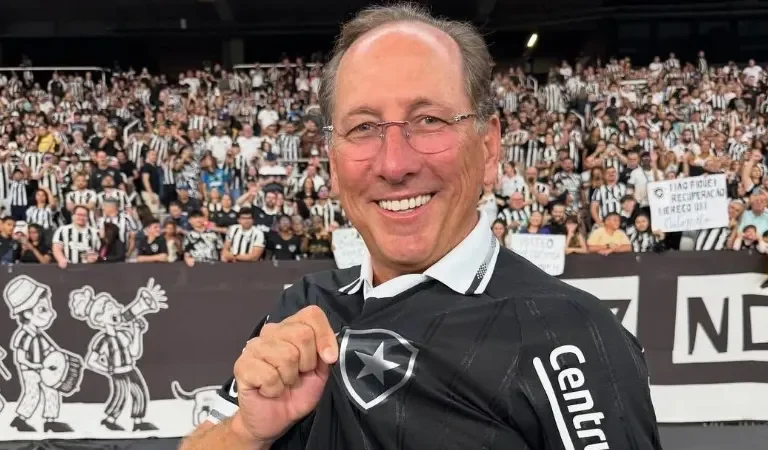 Lyon vira alvo de cobrança do Botafogo em ações