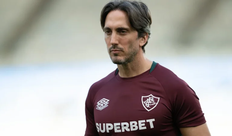 Fluminense informa que Zubeldía fará procedimento cardiovascular