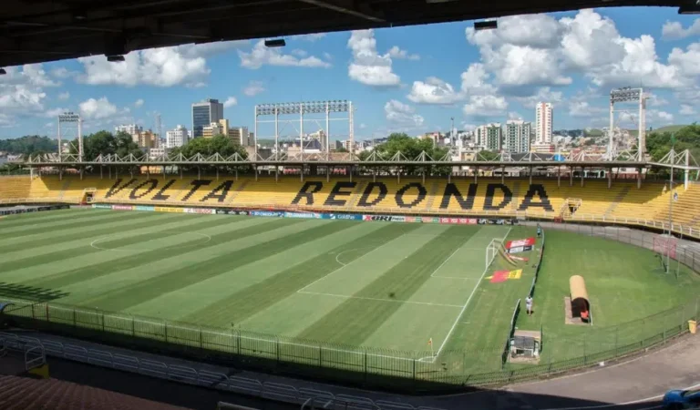 Flamengo encara Volta Redonda pelo Carioca