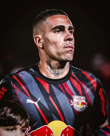 Gabriel chegará a 50 jogos pelo Bragantino neste domingo (Foto: @c2sportss)