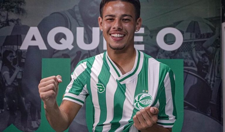 Ray Breno, meia revelado pelo Vasco, é apresentado no Juventude