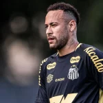 Neymar acertou sua renovação com o Santos até final de 2026 | Foto: Raul Baretta - Santos