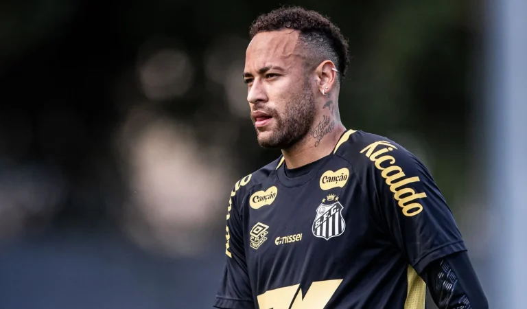 Após demora na negociação, Santos acerta renovação de Neymar