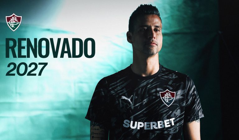 Fluminense anuncia renovação de Fábio até final de 2027