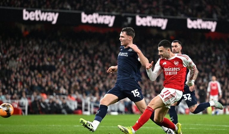 Martinelli supera últimas temporadas em ano de Copa do Mundo pelo Arsenal