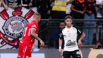 Dieguinho em ação diante do Capivariano