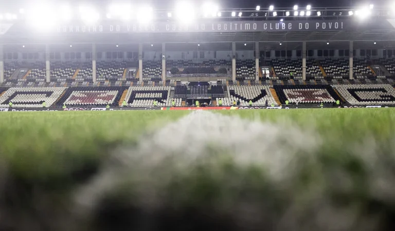 Vasco x Chapecoense: onde assistir, horário e prováveis escalações