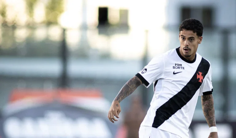 Vasco recusa proposta de clube chinês por zagueiro