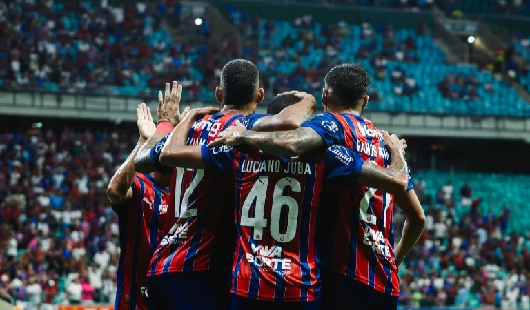 Bahia derrota o Vasco em São Januário, aumentando pressão no Cruz-Maltino