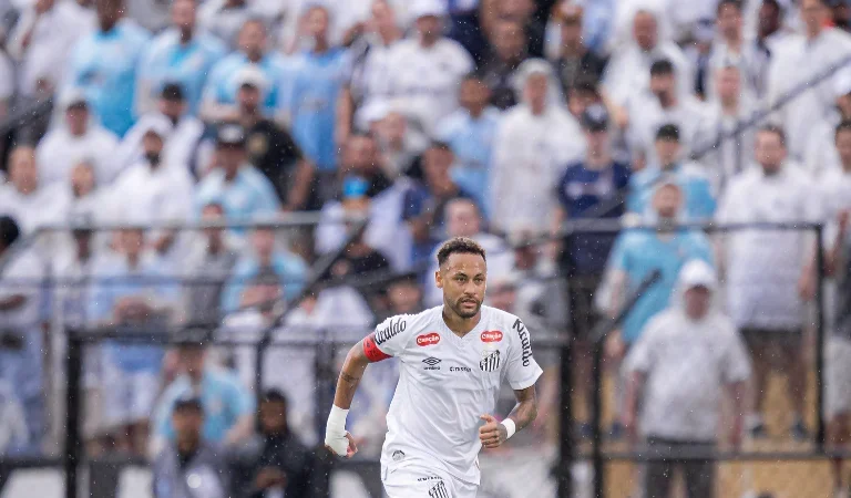 Neymar entra na mira da MLS e recebe elogios de Ancelotti antes da Copa