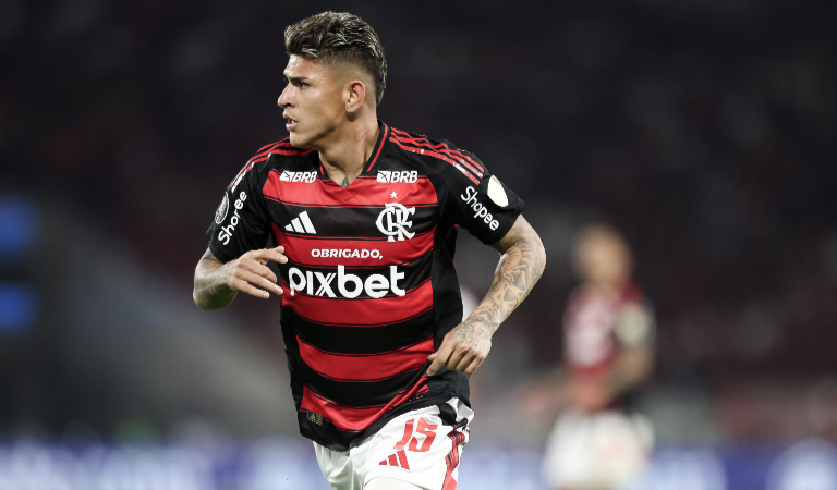 Após expulsão, Flamengo estuda aplicar multa em Carrascal